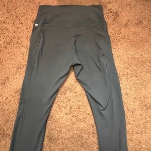 7/8 length fabletics leggings